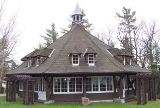 Photo Sturgeon Point Church